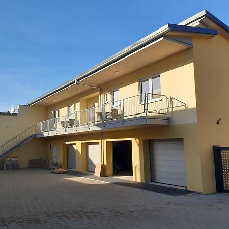Kleine Auszeit - Ferienwohnungen In Flonheim Eksteriør billede